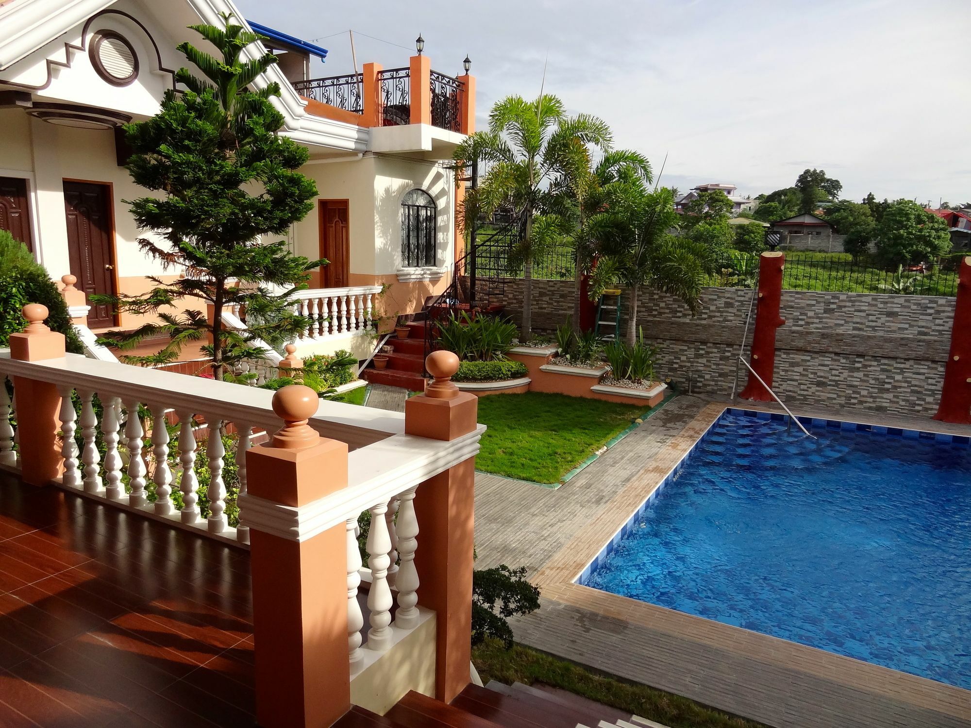 Davao City The Executive Villa Inn & Suites מראה חיצוני תמונה